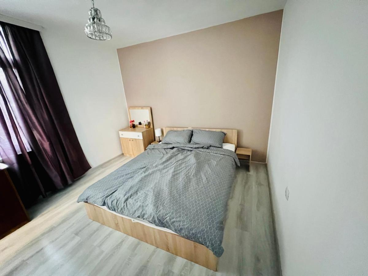 Midtown Apartment Kŭrdzhali Esterno foto