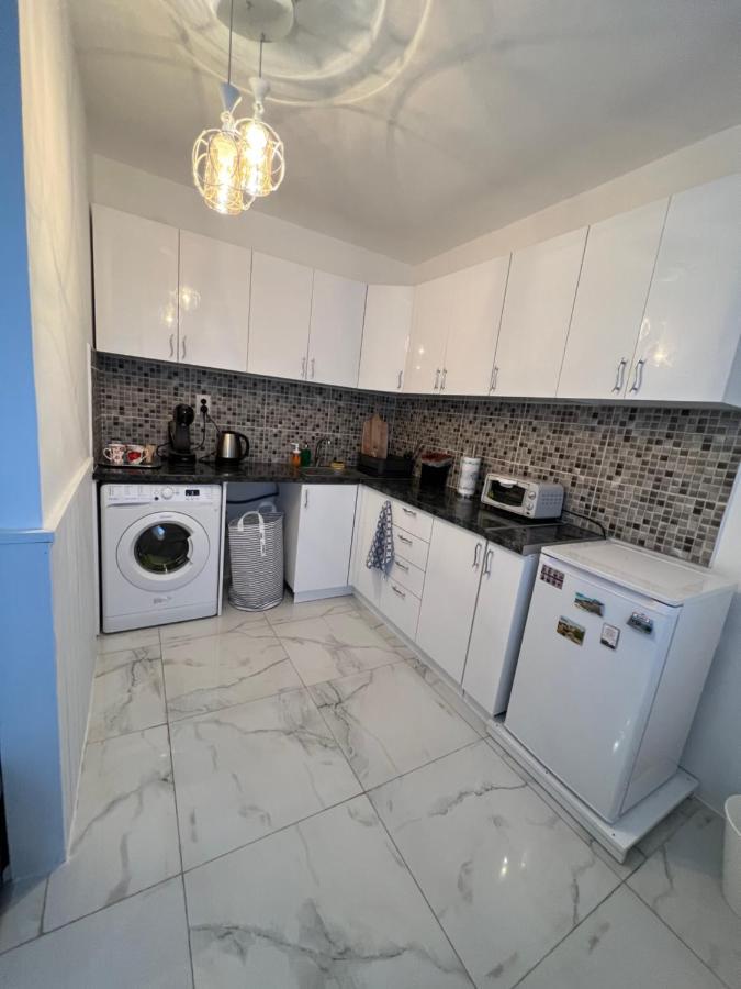 Midtown Apartment Kŭrdzhali Esterno foto