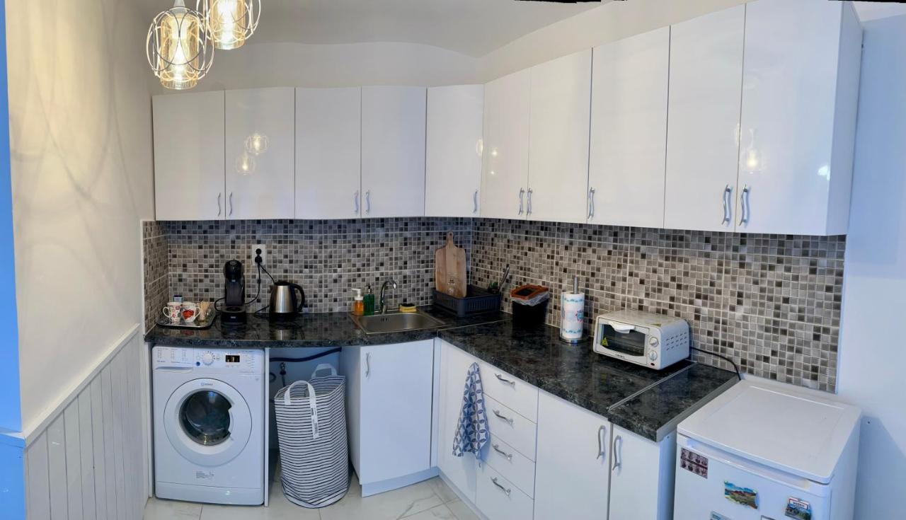 Midtown Apartment Kŭrdzhali Esterno foto